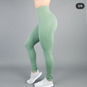 BuffBunny Luna Leggings